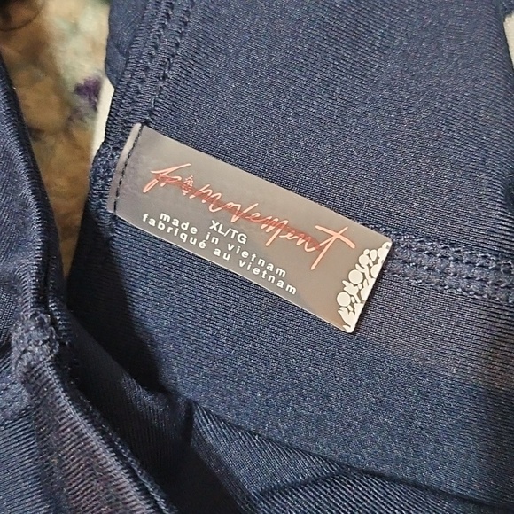 Free People Movement Crop Tank - Picture 3 of 3